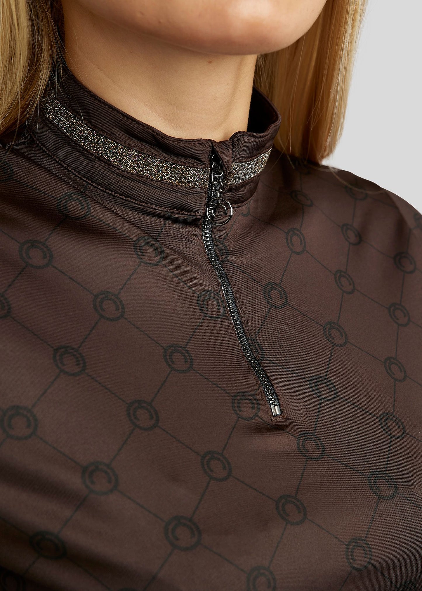 MoAvina AO Printed Polo manga larga con Caviar Crystal Deco - Marrón